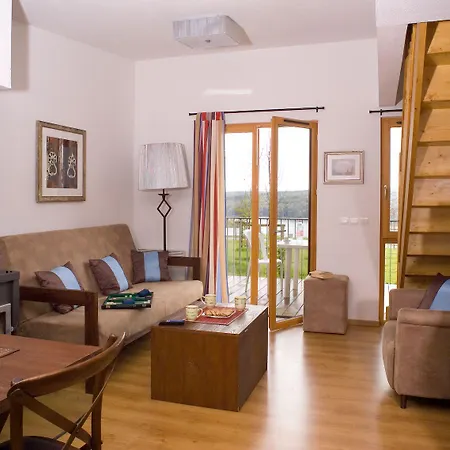 Madame Les De Valjoly فندق Willies