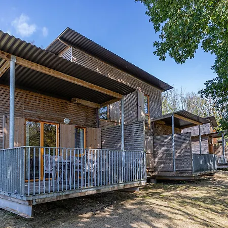 Madame Les De Valjoly فندق *