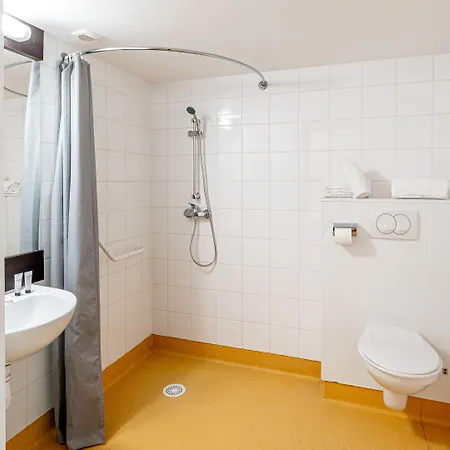 Hotel Madame Les De Valjoly *