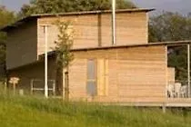 Madame Les De Valjoly