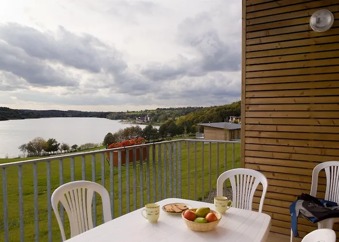 Madame Les De Valjoly *