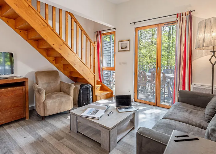 Madame Les De Valjoly Willies