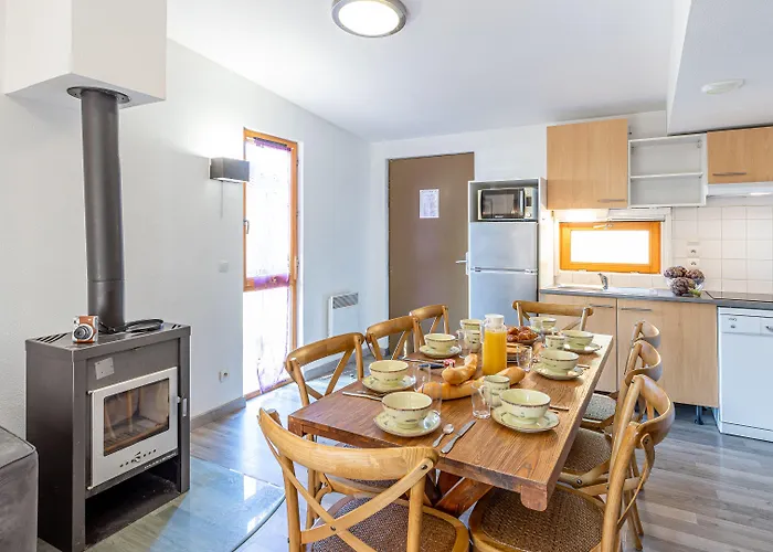 Hotel Madame Les De Valjoly