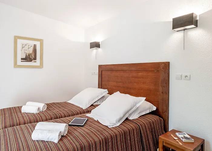 Madame Les De Valjoly Hotel *