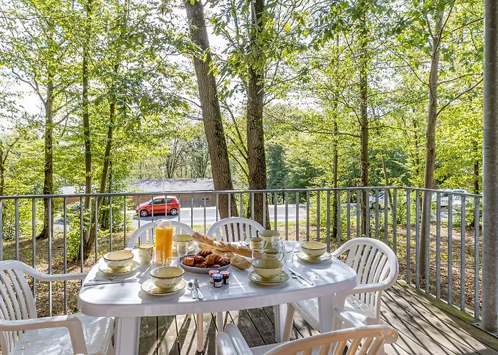 Hotel Madame Les De Valjoly *